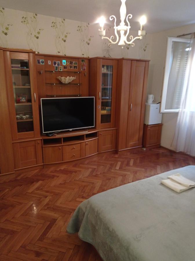 Gazde/Camere de închiriat Damjan Split